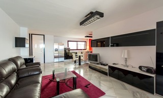 2 Penthouse appartementen naast elkaar gelegen, direct aan de strandboulevard in Estepona centrum 3
