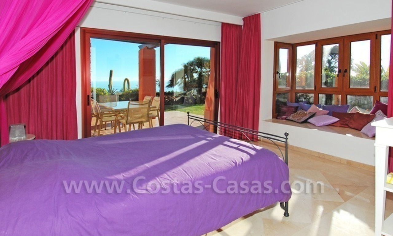 Luxe eerstelijn strand hoek appartement te koop, New Golden Mile, Marbella - Estepona 15