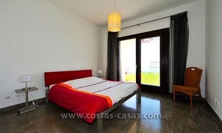 Modern-Andalusiche villa te koop op Golfresort tussen Marbella en Estepona, New Golden Mile, Costa del Sol 26