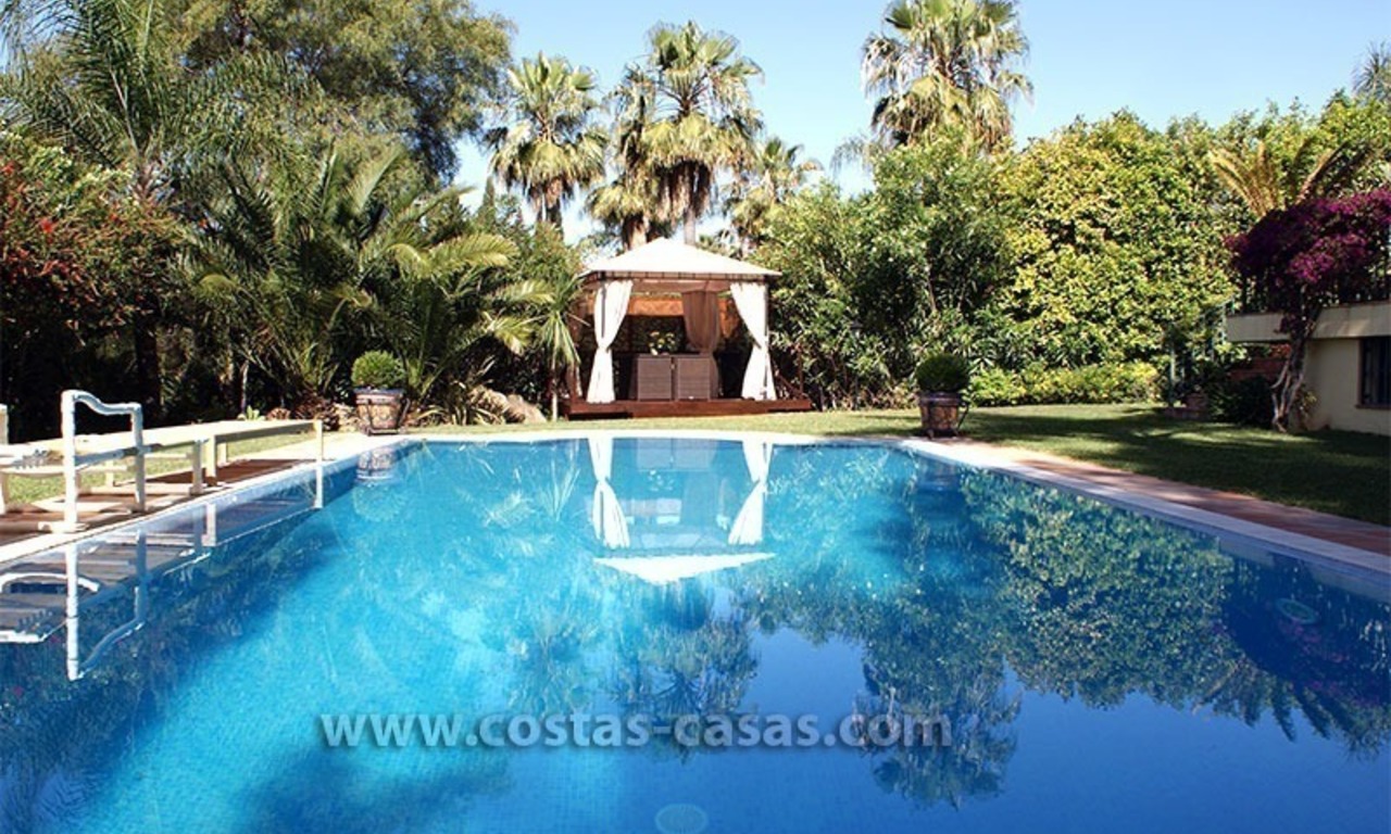 Villa te koop op de Golden Mile in Marbella 8