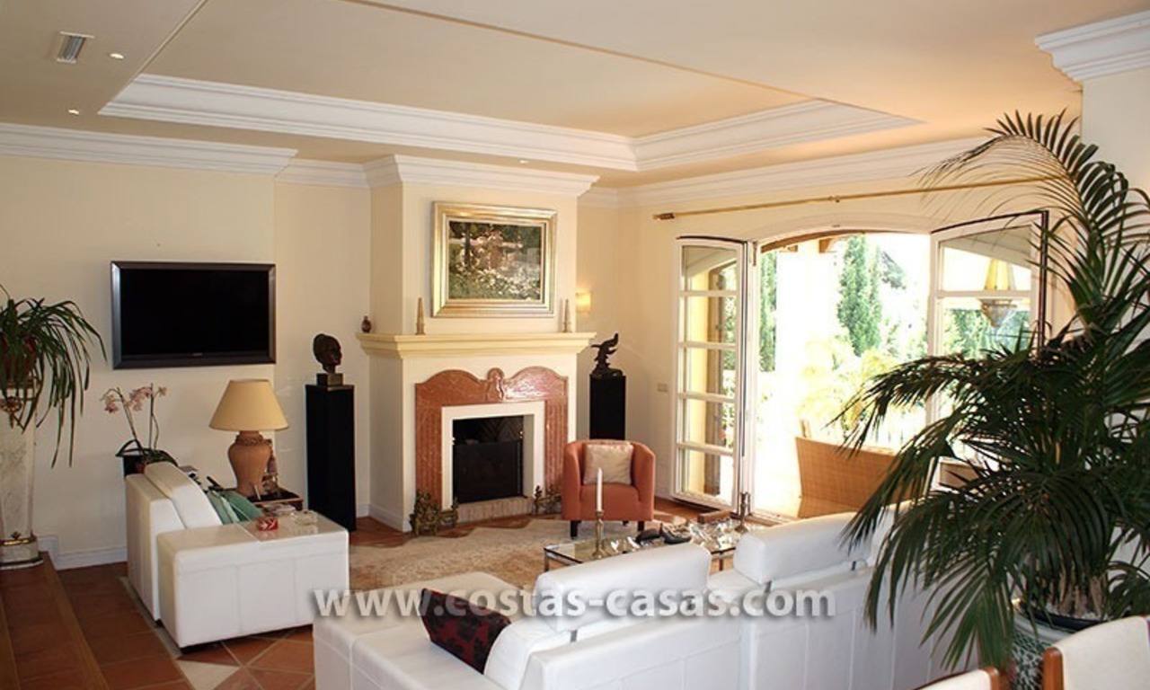 Villa te koop op de Golden Mile in Marbella 17