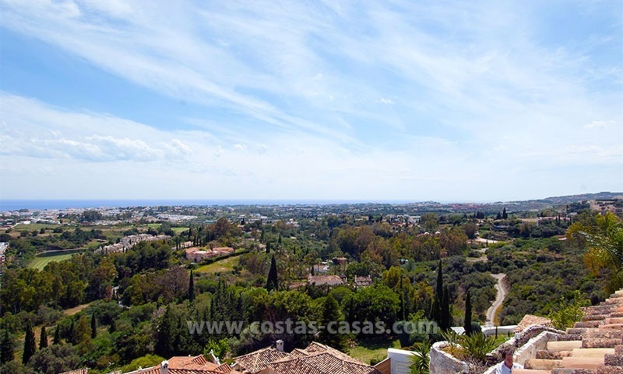 Villa te koop in een up-market gebied van Nueva Andalucia te Marbella 28
