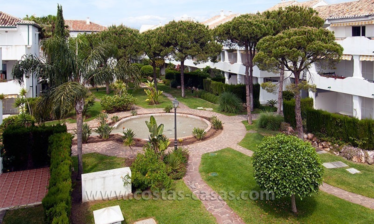 Appartement te koop nabij de zee, Marbella - Estepona 1