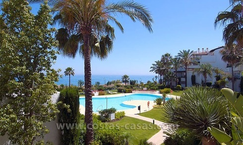 Luxe appartement te koop aan het strand op de New Golden Mile tussen Marbella en Estepona 