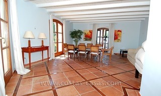 Luxe rustieke villa te koop in Marbella – Benahavís 32