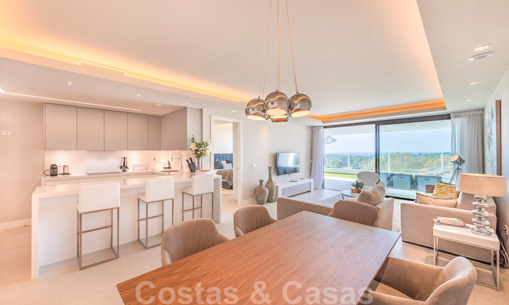 Instapklare moderne appartementen te koop in Nueva Andalucia te Marbella 26950