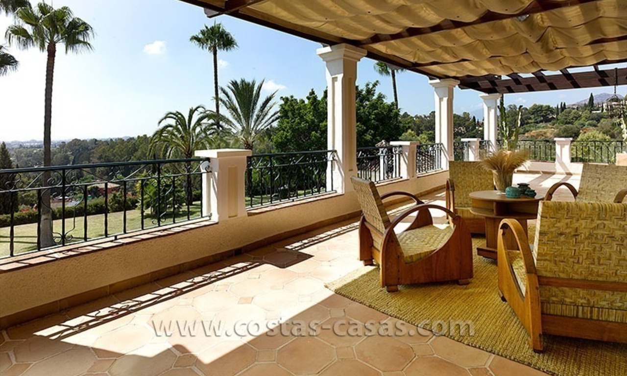 Te koop: Exclusieve villa in Andalusische stijl te Marbella – Benahavís 7
