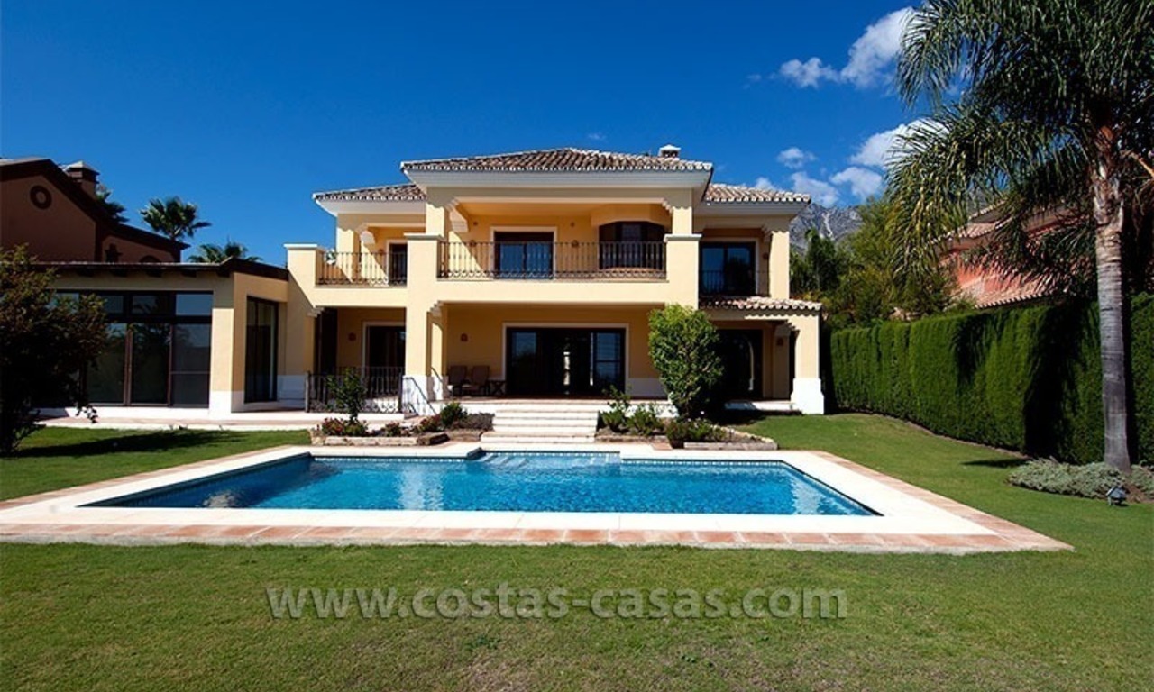 Te koop op Marbella’s Golden Mile: luxe villa 3
