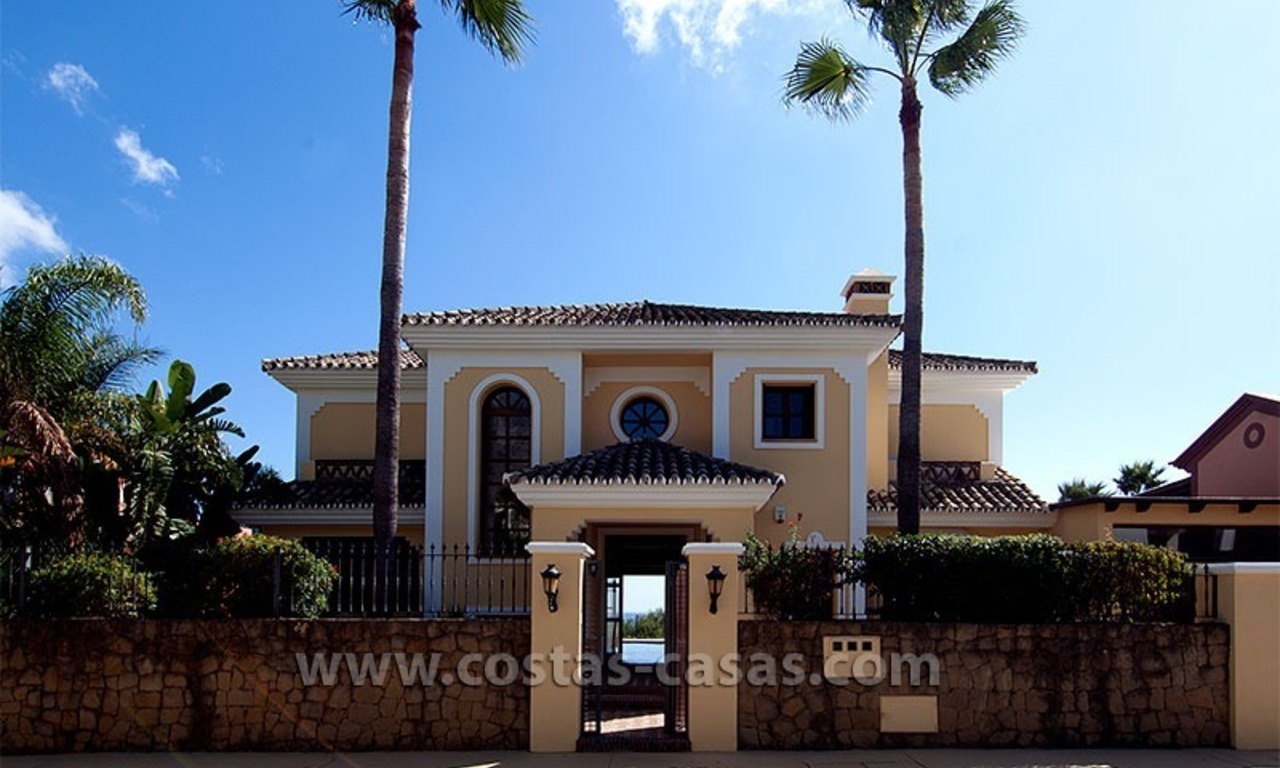 Te koop op Marbella’s Golden Mile: luxe villa 11
