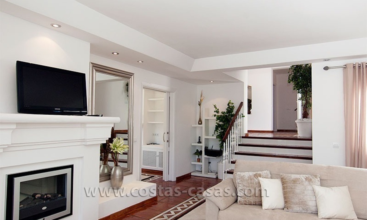 Te koop: Ruime, volledig toegeruste en gerenoveerde villa in Marbella stad 13