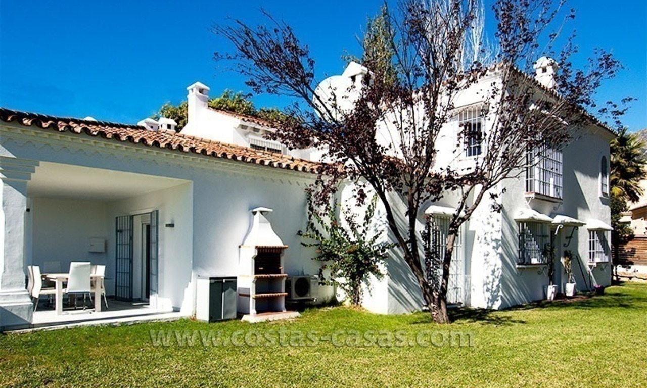 Te koop: Ruime, volledig toegeruste en gerenoveerde villa in Marbella stad 1