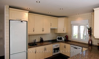 Te koop: Ruime, volledig toegeruste en gerenoveerde villa in Marbella stad 19