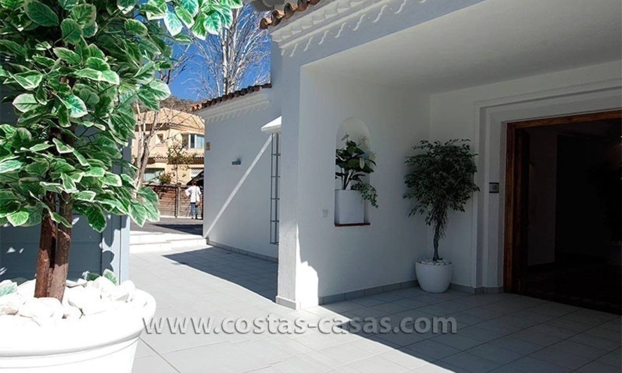 Te koop: Ruime, volledig toegeruste en gerenoveerde villa in Marbella stad 3