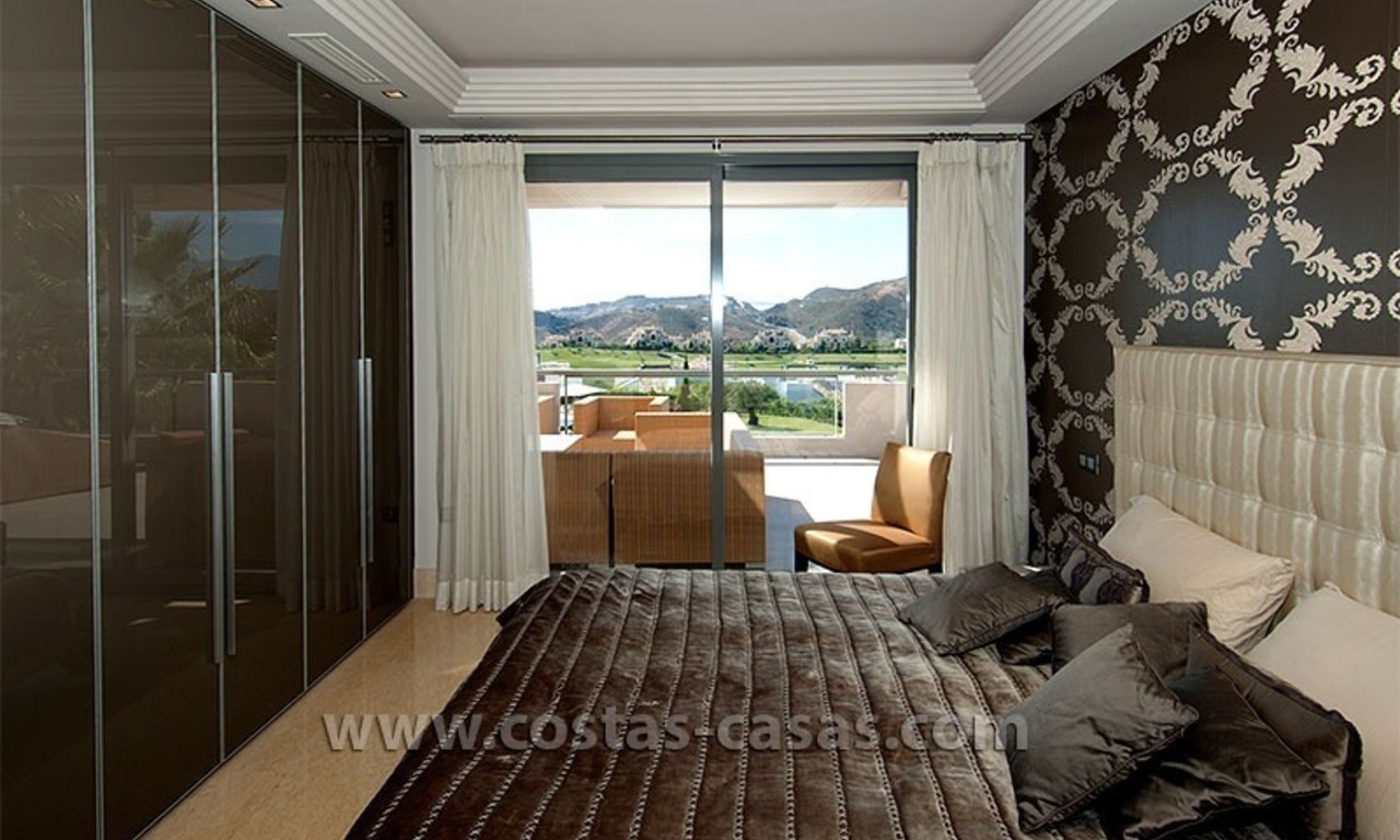 Te huur modern, luxe golf vakantie appartement, Marbella – Benahavis, Costa del Sol 11