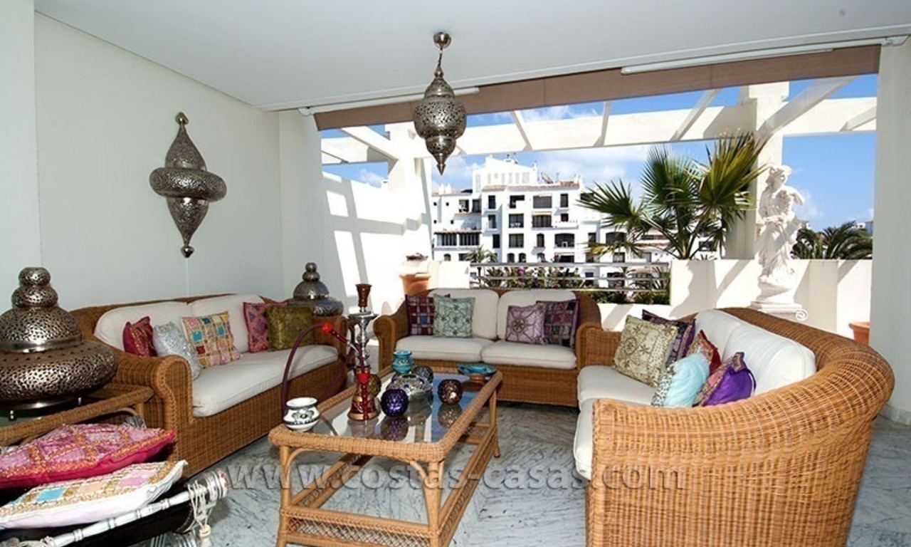 Te koop: Exclusief appartement in Playas del Duque – eerstelijns strandcomplex te Puerto Banús, Marbella 6