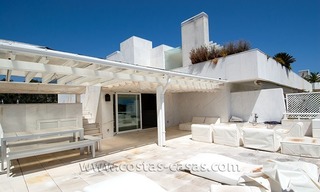 Te koop: Buitengewoon groot, riant en modern golfappartement in chique wooncomplex te Marbella 1