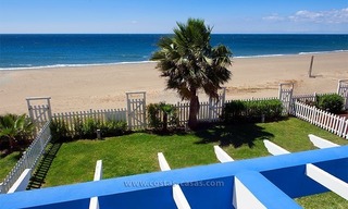 Eerstelijn strand huis te huur voor vakantie tussen Marbella en Estepona, Costa del Sol, Spanje 4