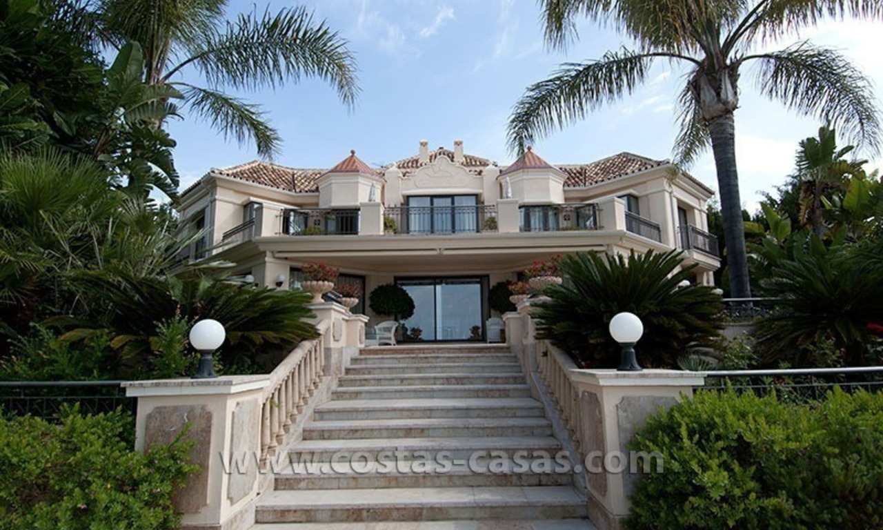 Te koop: Luxueuze Villa in Mediterrane Stijl op de Golden Mile in Marbella 5