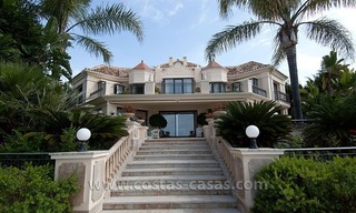 Te koop: Luxueuze Villa in Mediterrane Stijl op de Golden Mile in Marbella 5