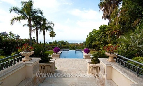 Te koop: Luxueuze Villa in Mediterrane Stijl op de Golden Mile in Marbella 