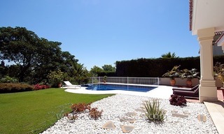 Te koop: Frontlijn golf villa in Nueva Andalucía, Marbella 41
