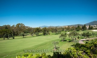 Te koop: Frontlijn golf schakelwoning in Nueva Andalucía, Marbella 15