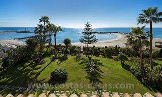 Exclusief beachfront penthouse te koop in Puerto Banus, Marbella 3