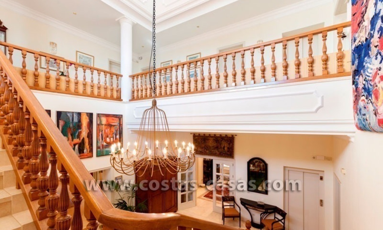 Te koop: Enorme villa nabij golfbanen te Benahavís – Marbella 17