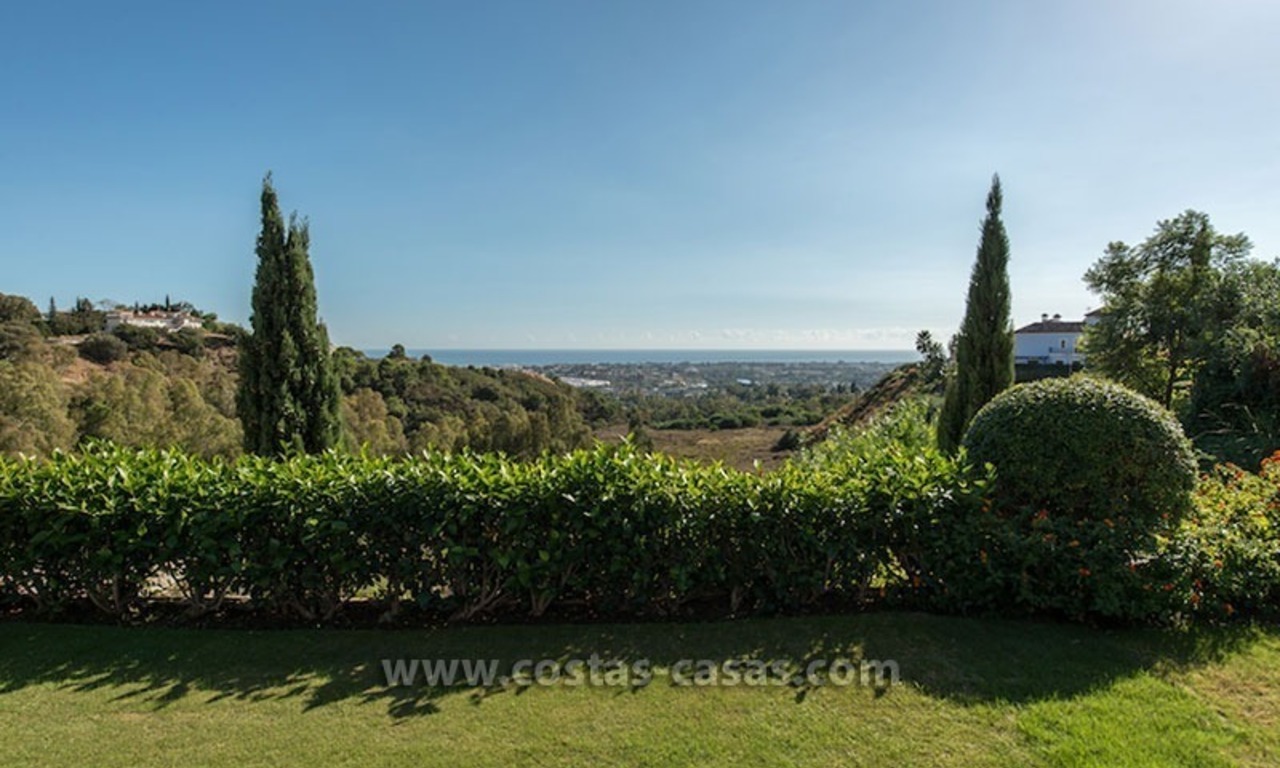 Te koop: Luxueuze villa nabij golfbanen te Benahavís – Marbella 14