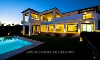 Moderne luxe villa te koop in Sierra Blanca te Marbella 13