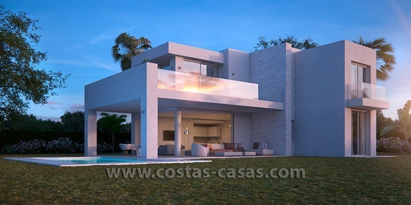 Nieuwe grote villa te koop aan de oostkant van Marbella