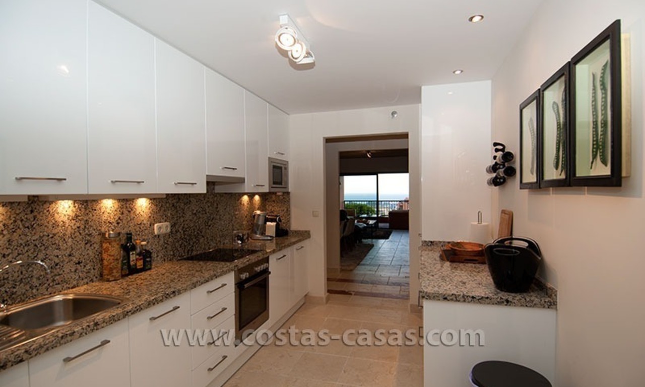 Te koop: Luxe appartement op een golfresort tussen Marbella, Benahavís en Estepona 11