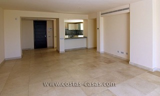 Te koop: Ruim 2-slaapkamer appartement op golfclub in Benahavís – Marbella 9