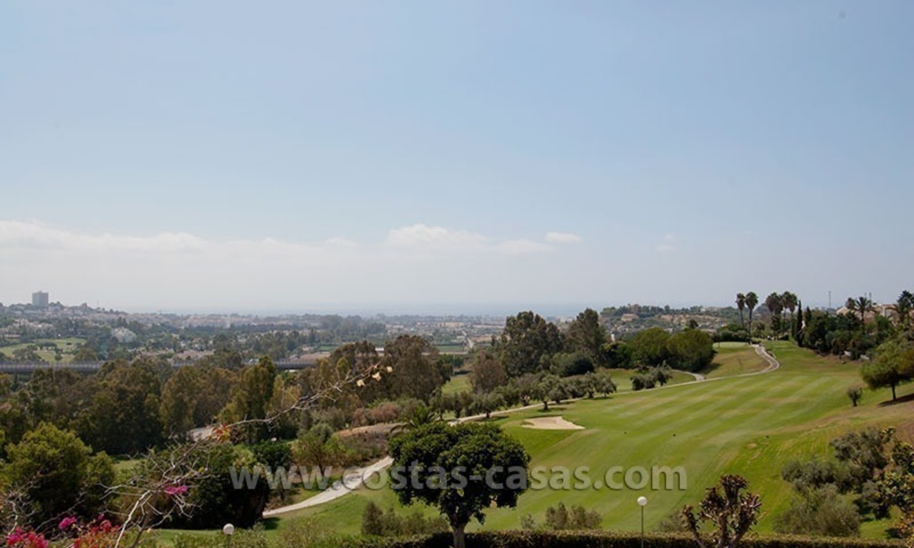 Te koop: Ruime schakelwoning frontlijn golf in La Quinta – Marbella 18