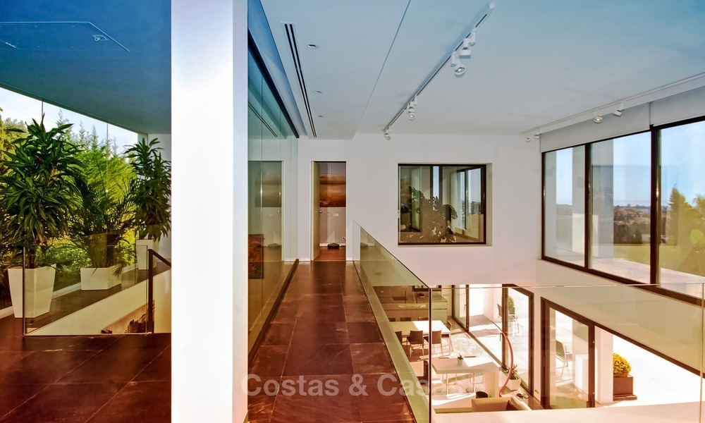 Stijlvolle moderne contemporaine villa te koop in Benahavis – Marbella 1228
