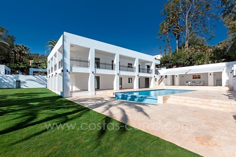 Te koop: Grote moderne eerstelijn golf villa in Nueva Andalucía - Marbella