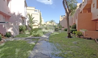 Luxe penthouse te koop in een eerstelijn golf complex in Guadalmina, San Pedro, Marbella 3