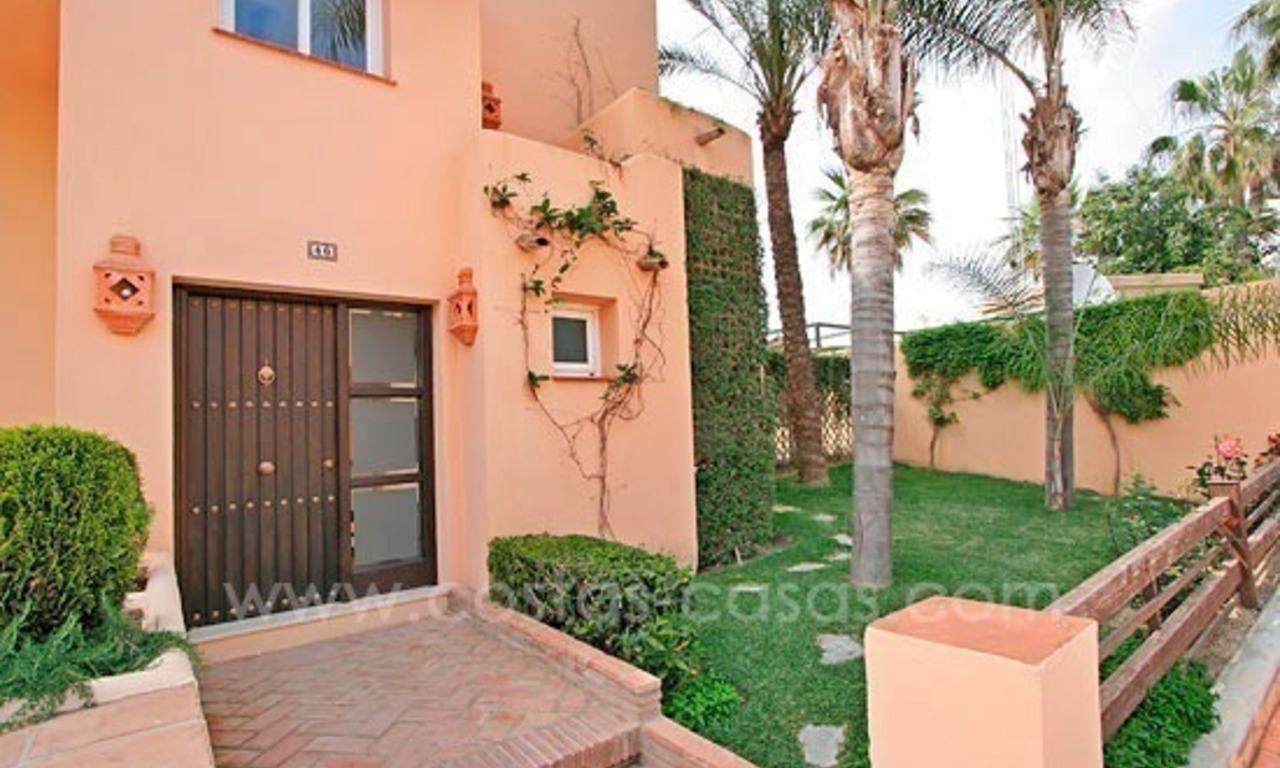 Huis te koop in Nueva Andalucia op wandelafstand van Puerto Banus, Marbella 2