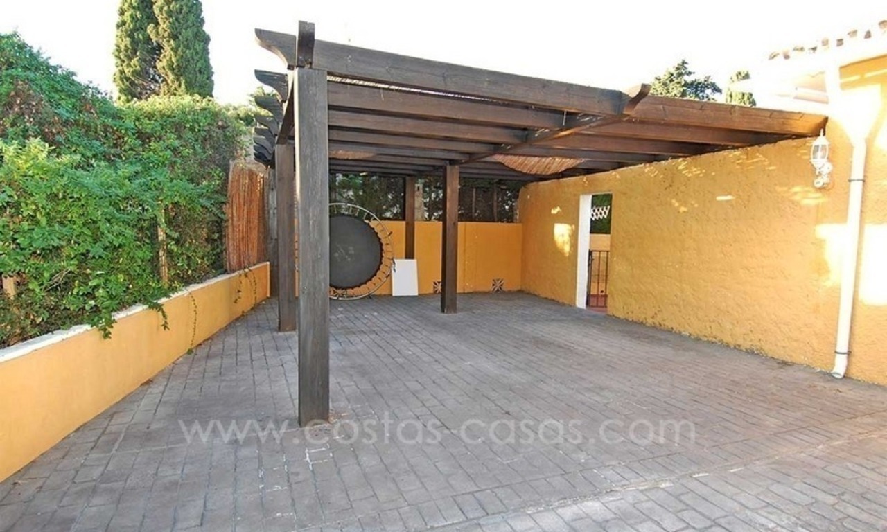 Koopje! Vrijstaande villa te koop dichtbij San Pedro centrum in Benahavis – Marbella 20