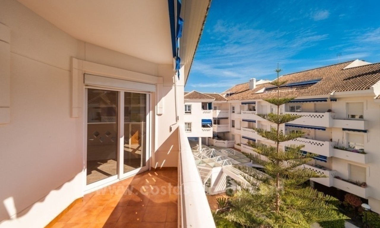 Penthouse te koop aan de strandzijde van San Pedro in Marbella 2