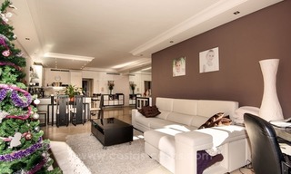 Luxe tuin appartement te koop, eerstelijn strand complex, New Golden Mile, Marbella – Estepona 2