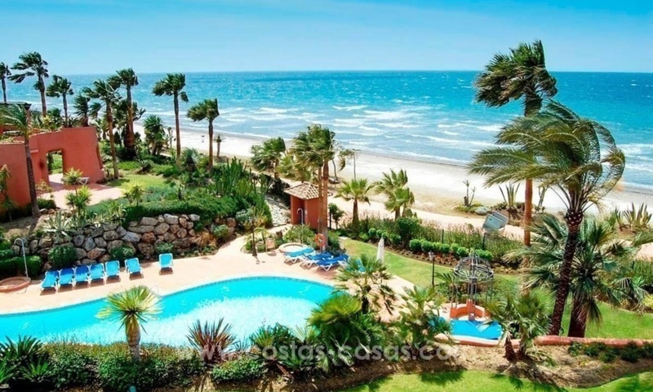 Luxe tuin appartement te koop, eerstelijn strand complex, New Golden Mile, Marbella – Estepona 26