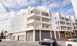 Nieuw en modern appartement te koop aan de strandzijde van San Pedro te Marbella 12