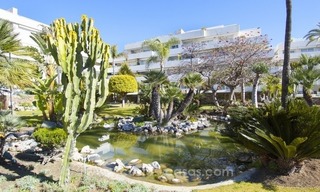 Appartement te koop in een luxe eerstelijn strand complex in Puerto Banus – Marbella 19