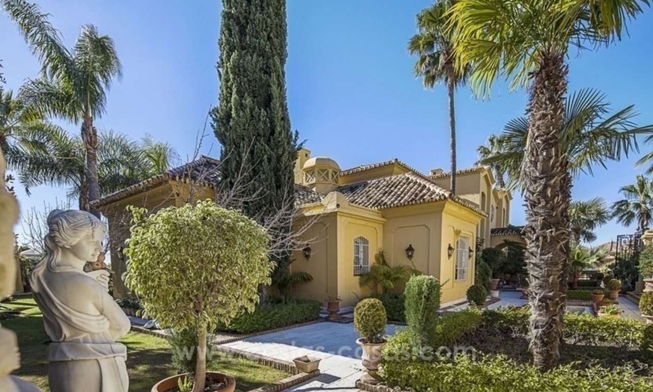 Paleisachtige villa te koop in Sierra Blanca, Marbella 4