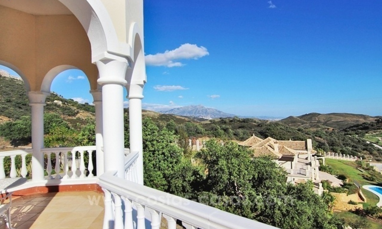 Klassieke villa te koop in Marbella Club Golf Resort 5