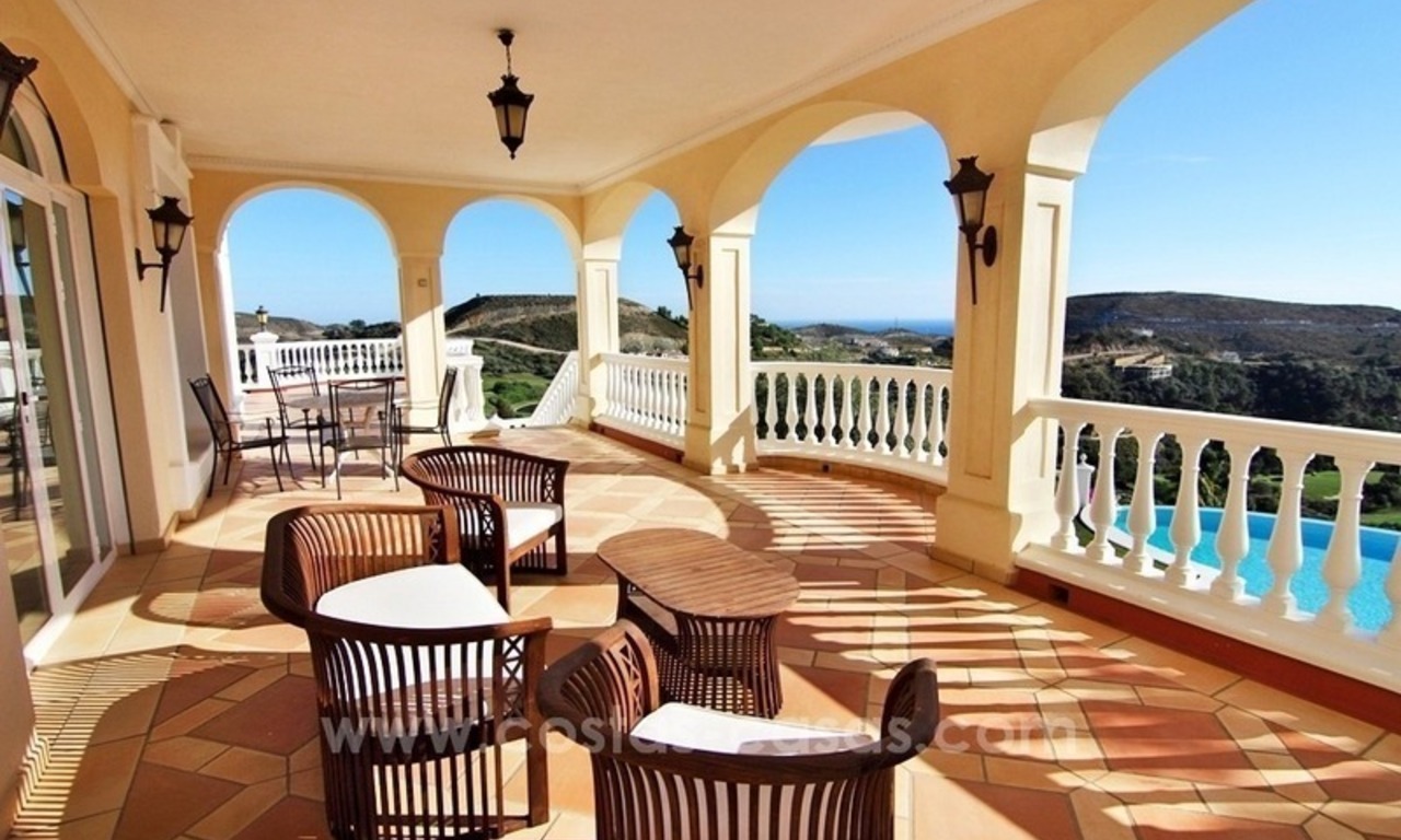 Klassieke villa te koop in Marbella Club Golf Resort 23