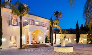 Luxueuze villa te koop in een elegante klassieke stijl met het beste uitzicht in El Madroñal - Benahavis 7