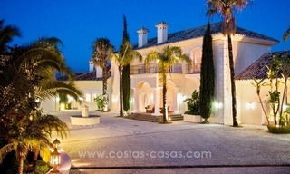 Luxueuze villa te koop in een elegante klassieke stijl met het beste uitzicht in El Madroñal - Benahavis 9