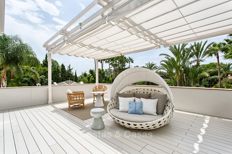 Te koop in Marbella, beachside: spectaculair landgoed - luxe villa, nabij het strand 11179 